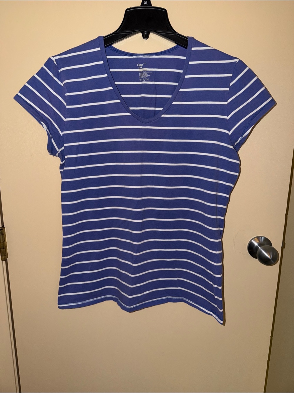 GAP Periwinkle & White Striped V-Neck Short Sleeve Tee